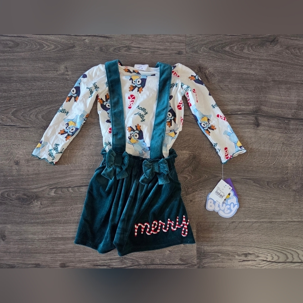 Girls Bluey 2pc Holiday Outfit Size 2t NWT
